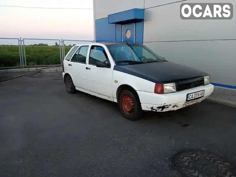 Хетчбек Fiat Tipo 1989 1.37 л. Ручна / Механіка обл. Черкаська, Золотоноша - Фото 1/9