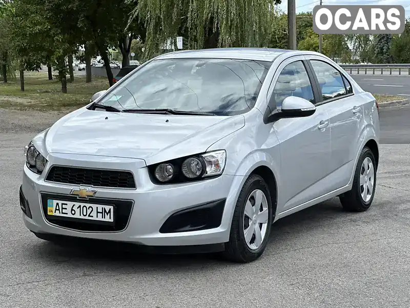 Седан Chevrolet Aveo 2013 1.4 л. обл. Дніпропетровська, Дніпро (Дніпропетровськ) - Фото 1/21