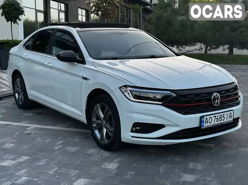 Седан Volkswagen Jetta 2018 1.4 л. Автомат обл. Закарпатская, Ужгород - Фото 1/13