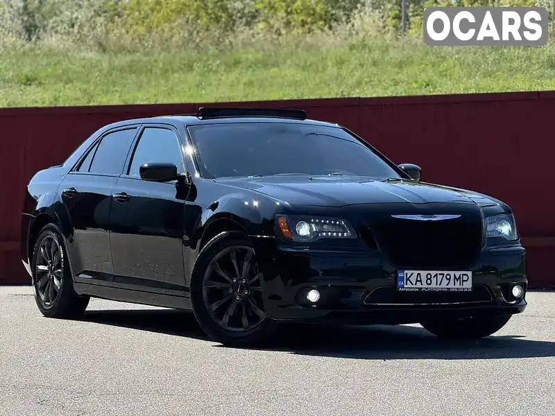 Седан Chrysler 300 2014 5.7 л. Автомат обл. Київська, Київ - Фото 1/21