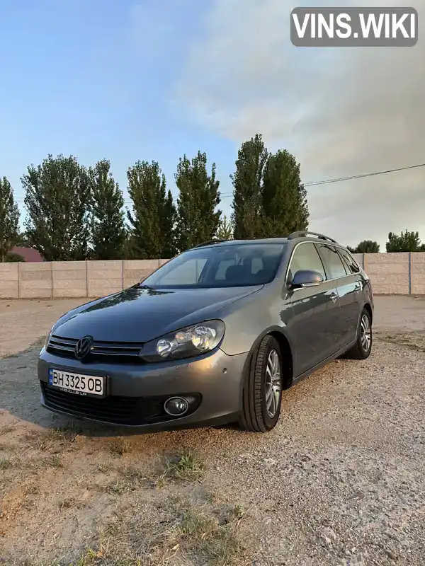 Універсал Volkswagen Golf 2010 1.6 л. Автомат обл. Одеська, Біляївка - Фото 1/14