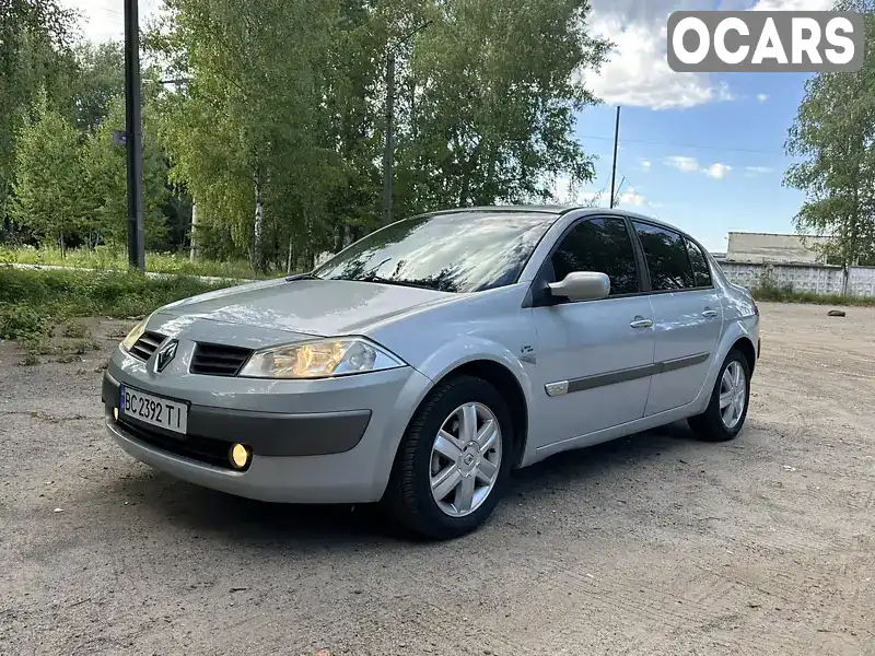 Седан Renault Megane 2004 2 л. Ручна / Механіка обл. Львівська, Новояворівськ - Фото 1/18