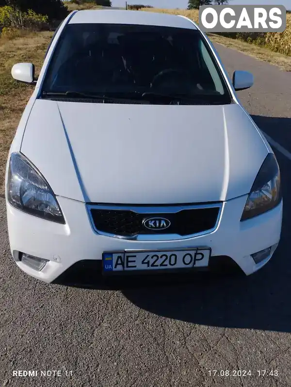 Седан Kia Rio 2011 1.4 л. Ручна / Механіка обл. Дніпропетровська, Дніпро (Дніпропетровськ) - Фото 1/10