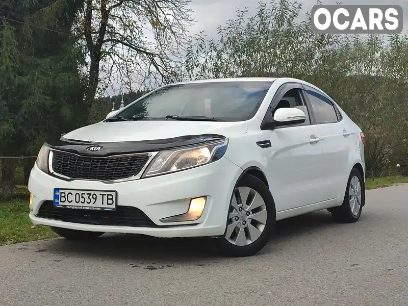 Седан Kia Rio 2013 1.6 л. Ручна / Механіка обл. Львівська, Сколе - Фото 1/21