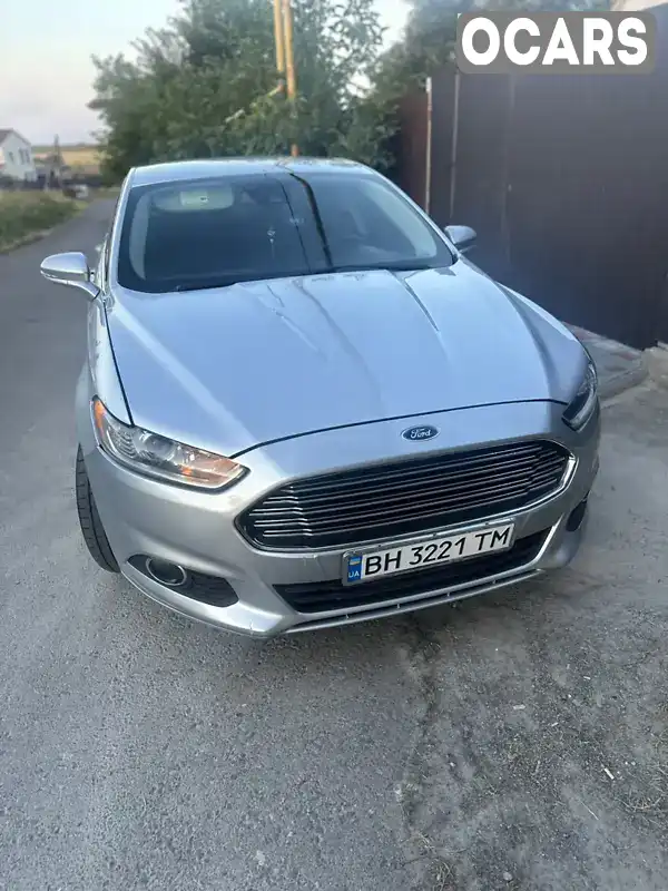 3FA6P0T97GR200499 Ford Fusion 2015 Седан 2 л. Фото 1