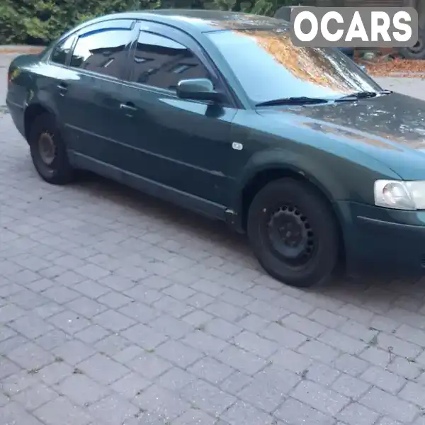 Седан Volkswagen Passat 1996 1.6 л. обл. Ивано-Франковская, location.city.broshniv_osada - Фото 1/12