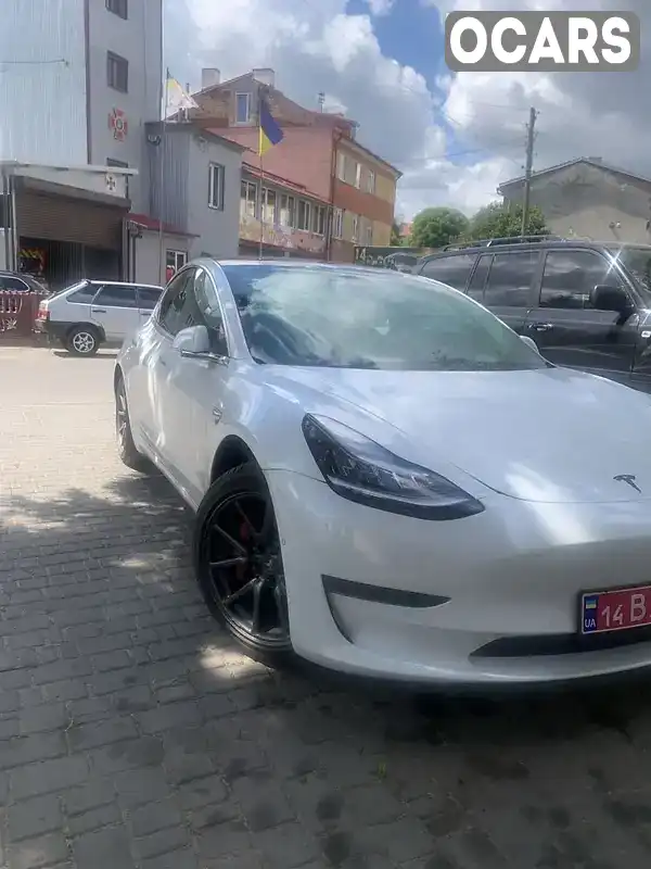 Седан Tesla Model 3 2019 null_content л. Автомат обл. Львівська, Буськ - Фото 1/5