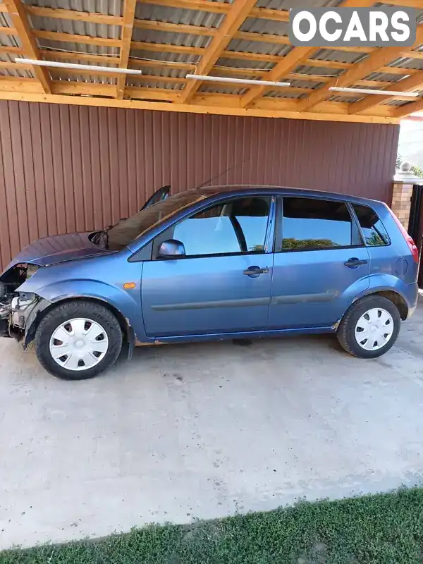 Хетчбек Ford Fiesta 2006 1.4 л. Ручна / Механіка обл. Чернівецька, Чернівці - Фото 1/8