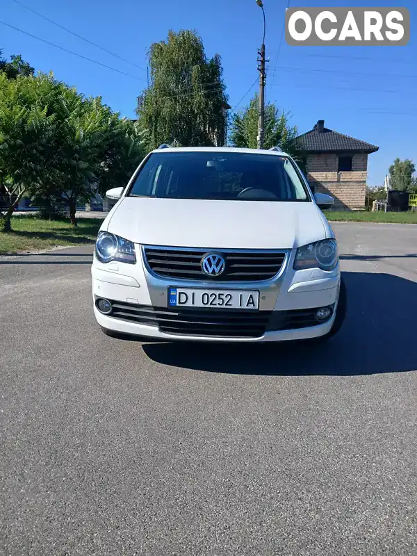 Мінівен Volkswagen Touran 2010 1.4 л. Ручна / Механіка обл. Київська, Київ - Фото 1/21