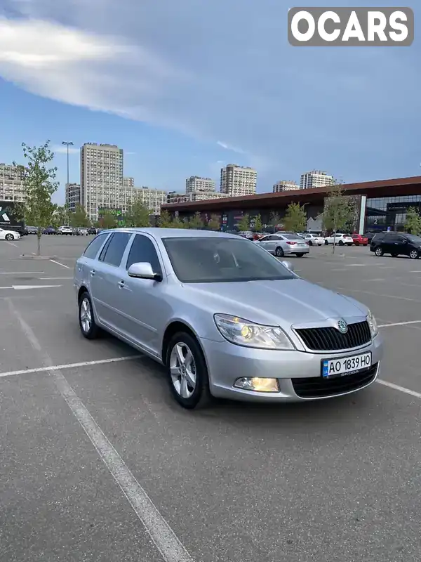 Універсал Skoda Octavia 2012 1.97 л. Автомат обл. Закарпатська, Свалява - Фото 1/21