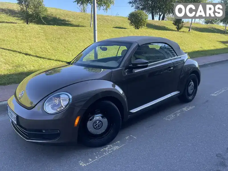 Кабріолет Volkswagen Beetle 2015 1.8 л. Автомат обл. Київська, Київ - Фото 1/21