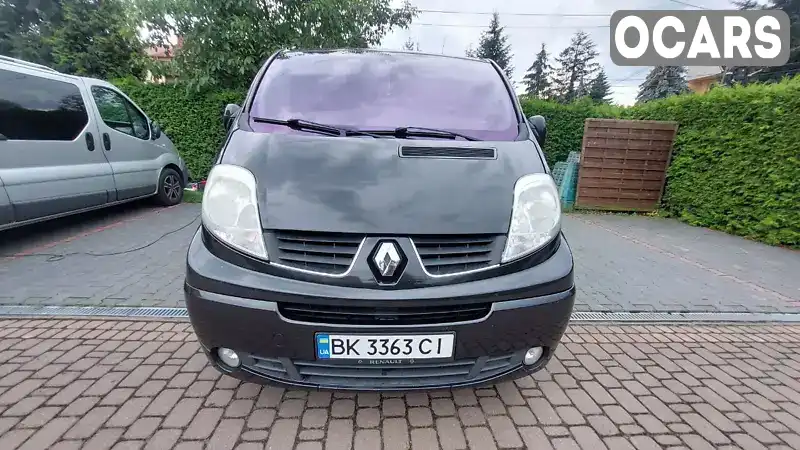 Минивэн Renault Trafic 2011 2 л. Ручная / Механика обл. Ровенская, Ровно - Фото 1/21