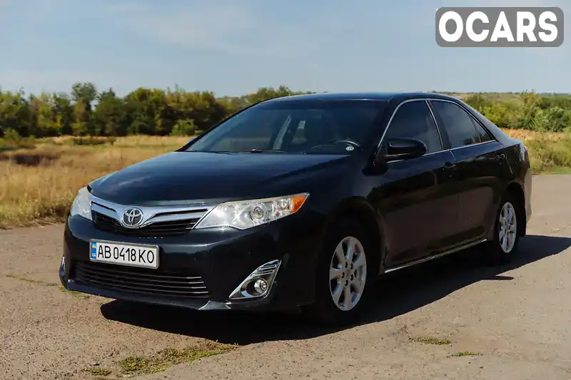 Седан Toyota Camry 2012 2.49 л. Типтронік обл. Вінницька, Ямпіль - Фото 1/21