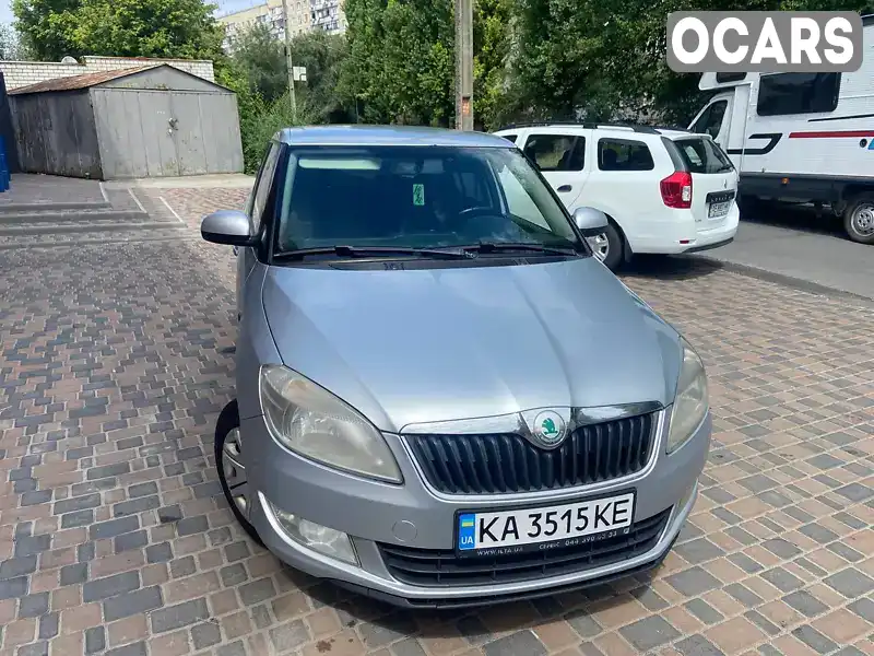 Хетчбек Skoda Fabia 2010 1.39 л. Ручна / Механіка обл. Дніпропетровська, Новомосковськ - Фото 1/12