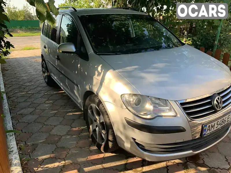 Мінівен Volkswagen Touran 2008 1.9 л. Ручна / Механіка обл. Житомирська, Звягель - Фото 1/21