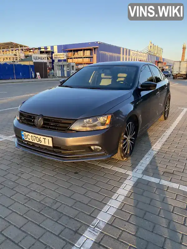 Седан Volkswagen Jetta 2015 1.8 л. Автомат обл. Ивано-Франковская, Коломыя - Фото 1/15