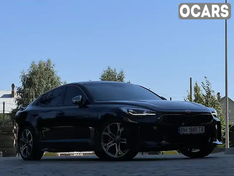 KNAE55LC6J6021716 Kia Stinger 2017 Фастбек 3.3 л. Фото 2