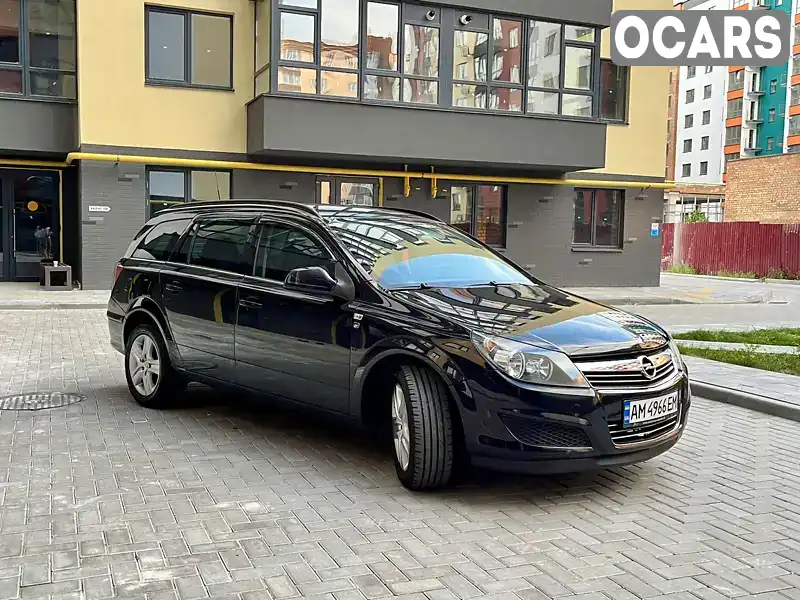 W0L0AHL35A2133413 Opel Astra 2010 Универсал 1.6 л. Фото 1