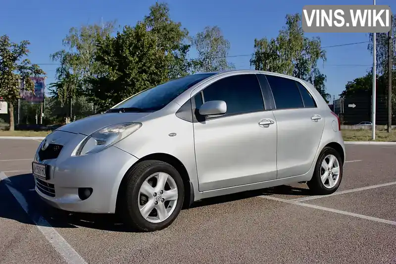 Хетчбек Toyota Yaris 2006 1.3 л. Автомат обл. Житомирська, Житомир - Фото 1/21