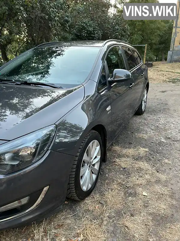 Універсал Opel Astra 2013 1.36 л. Ручна / Механіка обл. Дніпропетровська, Кривий Ріг - Фото 1/14