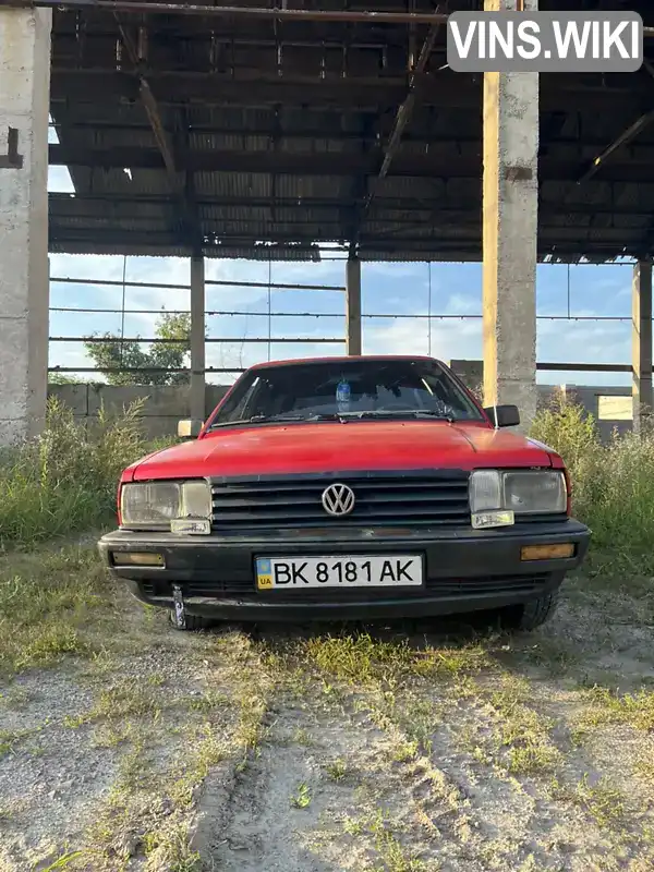 Универсал Volkswagen Passat 1987 1.6 л. Ручная / Механика обл. Ровенская, Ровно - Фото 1/10