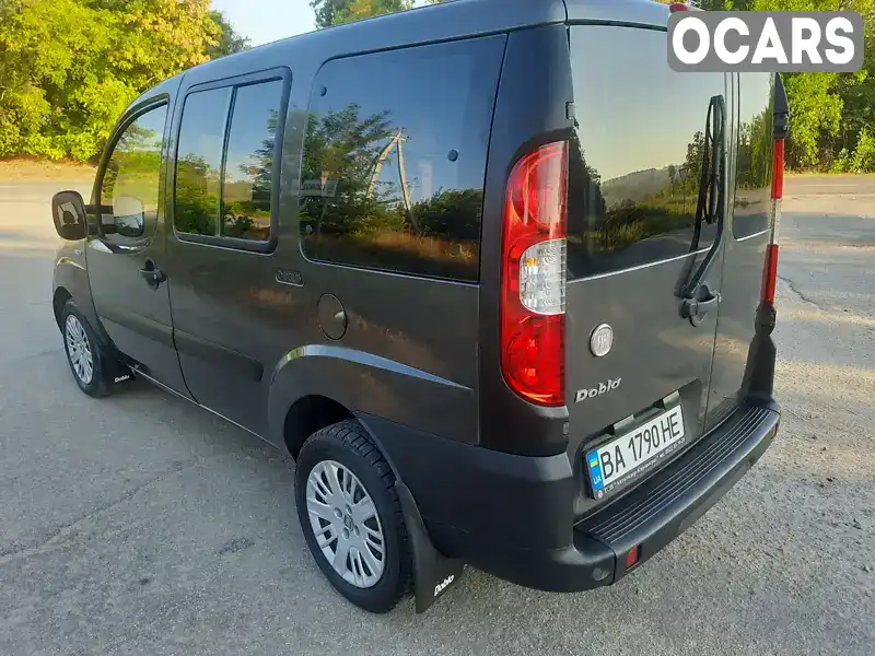 ZFA22300005725858 Fiat Doblo 2010 Минивэн 1.37 л. Фото 2