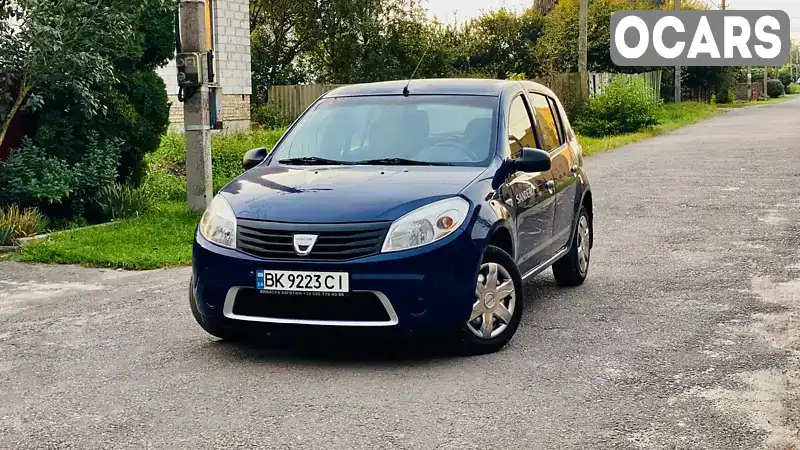 Хетчбек Dacia Sandero 2009 1.4 л. Ручна / Механіка обл. Рівненська, Рівне - Фото 1/21