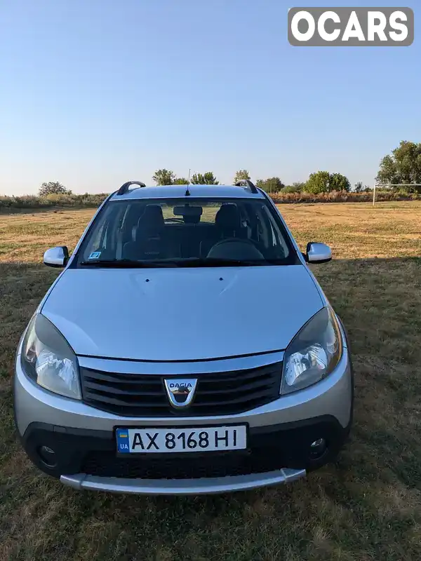 Хетчбек Dacia Sandero 2012 1.6 л. Ручна / Механіка обл. Харківська, Харків - Фото 1/21