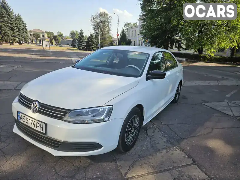 Седан Volkswagen Jetta 2012 1.98 л. Автомат обл. Дніпропетровська, Кам'янське (Дніпродзержинськ) - Фото 1/8