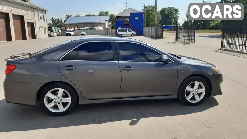 4T1BF1FKXEU864216 Toyota Camry 2014 Седан 2.49 л. Фото 1