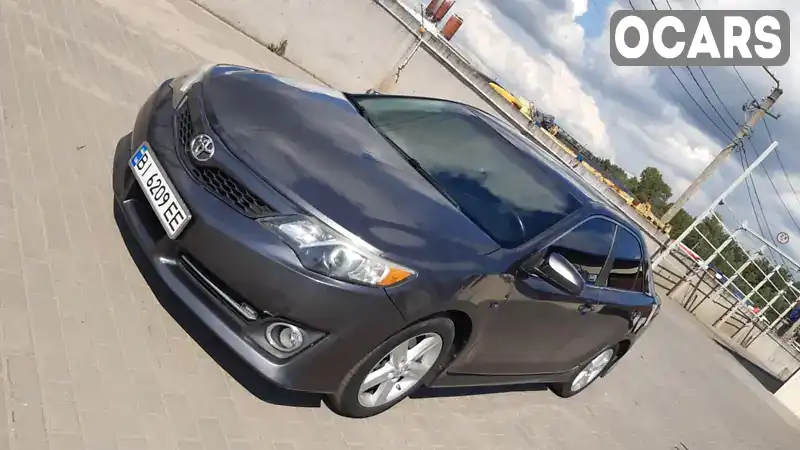 4T1BF1FKXEU864216 Toyota Camry 2014 Седан 2.49 л. Фото 2