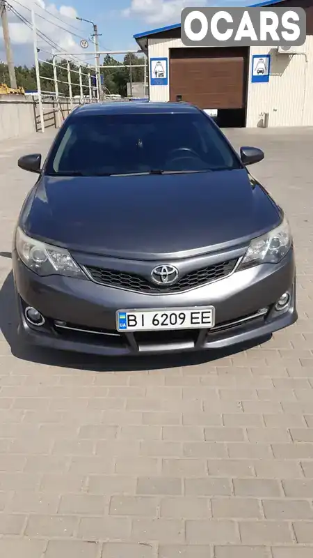 4T1BF1FKXEU864216 Toyota Camry 2014 Седан 2.49 л. Фото 3