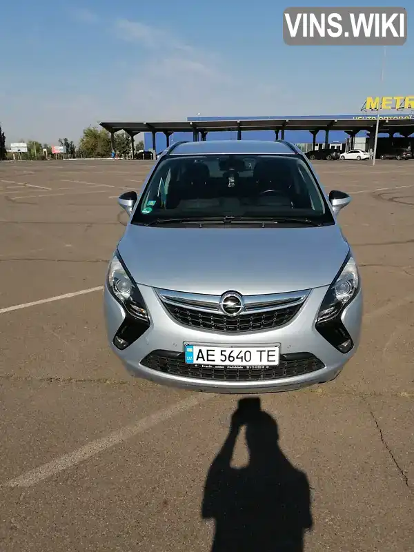 Мінівен Opel Zafira Tourer 2015 1.6 л. Ручна / Механіка обл. Дніпропетровська, Кривий Ріг - Фото 1/21