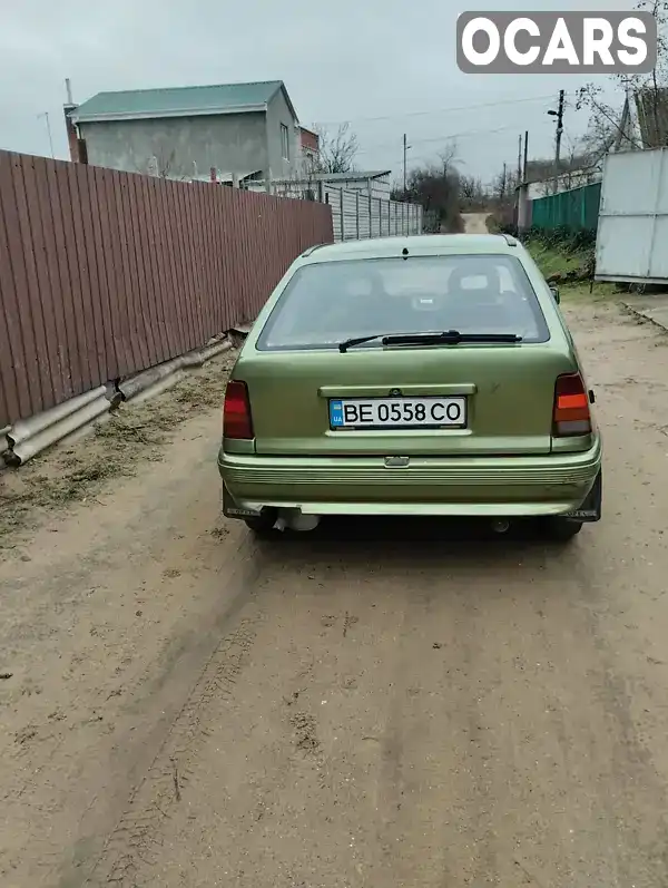 Хетчбек Opel Kadett 1986 1.5 л. Ручна / Механіка обл. Миколаївська, Миколаїв - Фото 1/7