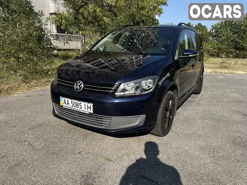 Мінівен Volkswagen Touran 2011 1.4 л. Автомат обл. Київська, Київ - Фото 1/21