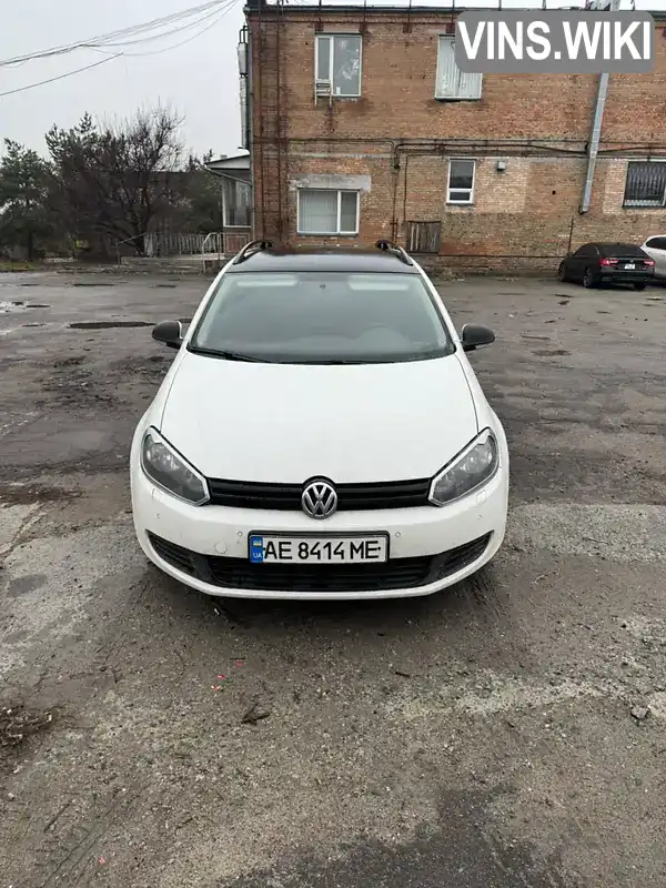 Універсал Volkswagen Golf 2010 1.6 л. Автомат обл. Дніпропетровська, Дніпро (Дніпропетровськ) - Фото 1/6