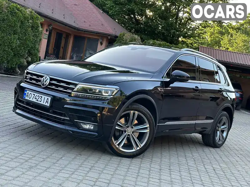 Позашляховик / Кросовер Volkswagen Tiguan 2018 1.98 л. Автомат обл. Закарпатська, Мукачево - Фото 1/21