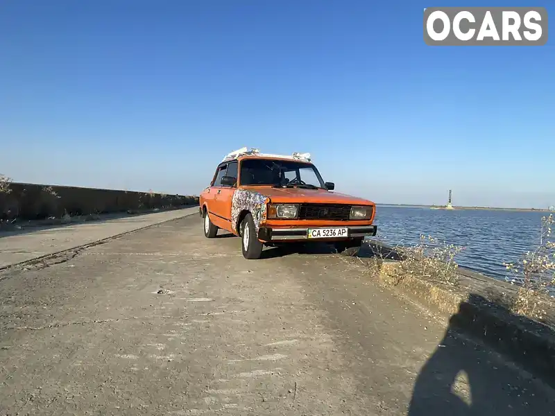 Седан ВАЗ / Lada 2105 1982 1.2 л. Ручна / Механіка обл. Черкаська, Канів - Фото 1/16