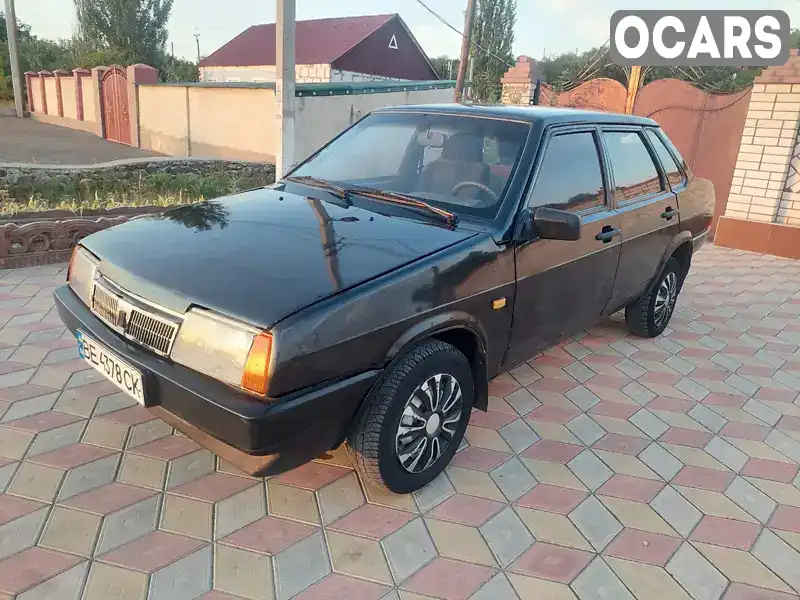 Седан ВАЗ / Lada 21099 1998 1.5 л. обл. Николаевская, Николаев - Фото 1/14