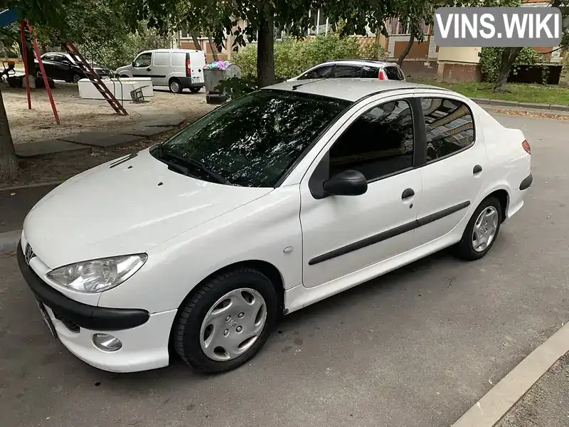 Седан Peugeot 206 2008 1.36 л. Ручна / Механіка обл. Київська, Київ - Фото 1/17