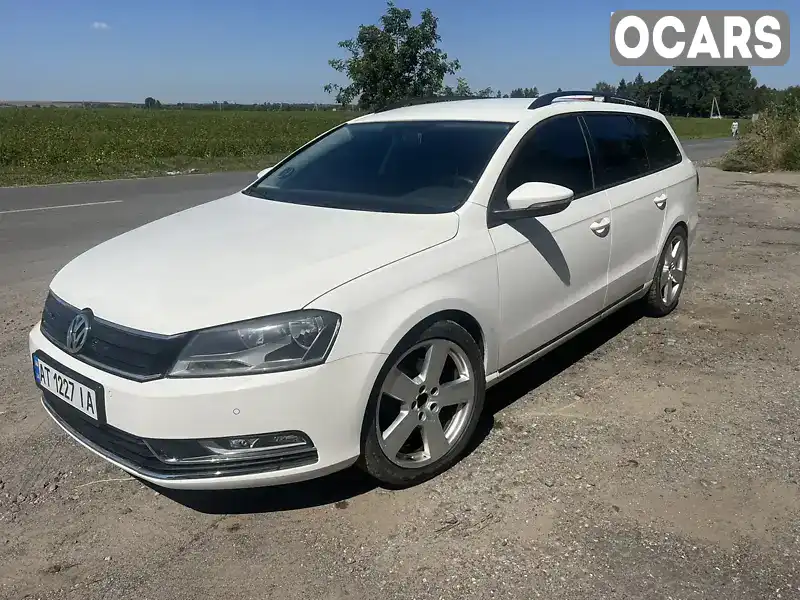 Універсал Volkswagen Passat 2014 1.6 л. Ручна / Механіка обл. Хмельницька, Красилів - Фото 1/12