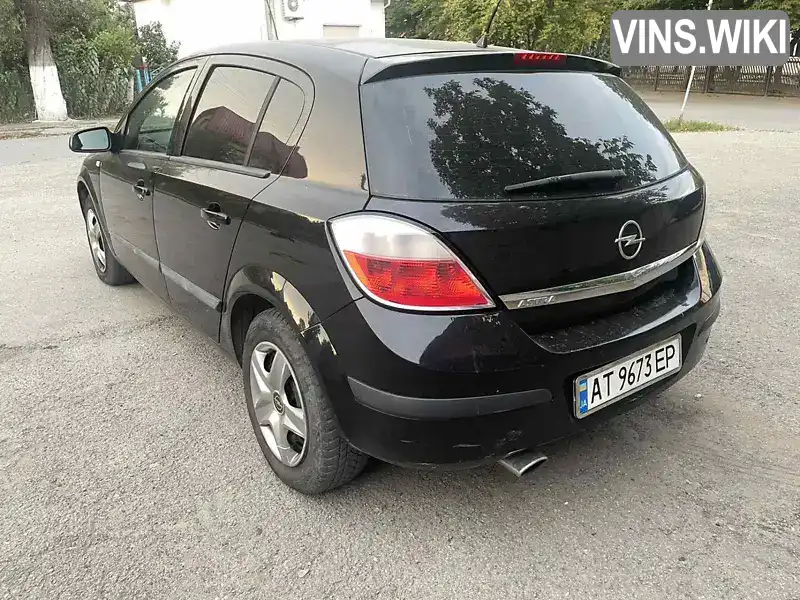 Хэтчбек Opel Astra 2004 1.8 л. Ручная / Механика обл. Ивано-Франковская, Ивано-Франковск - Фото 1/6