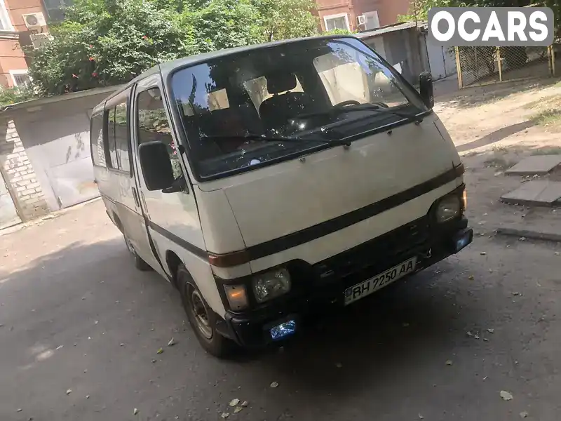 Минивэн Isuzu Midi пасс. 1992 2 л. Ручная / Механика обл. Одесская, Одесса - Фото 1/21