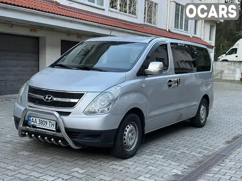 Мінівен Hyundai H-1 2008 2.5 л. Ручна / Механіка обл. Київська, Київ - Фото 1/18