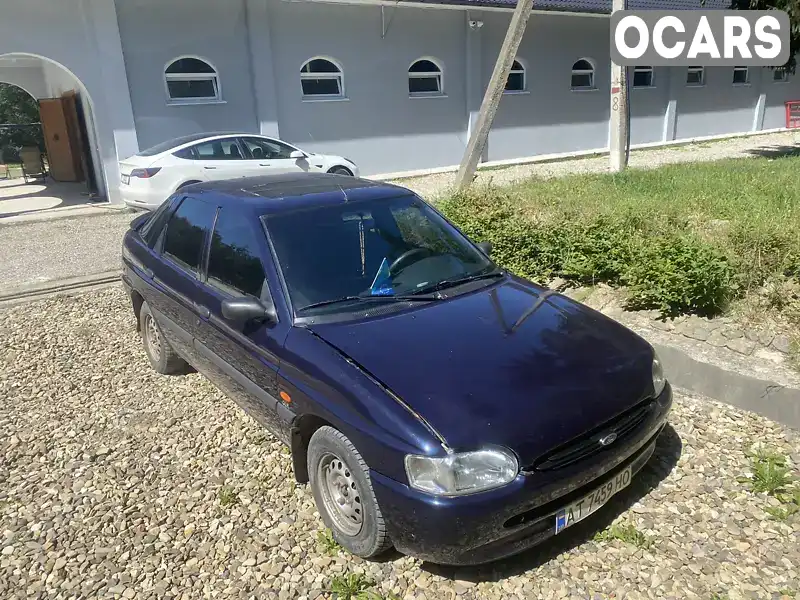 Хетчбек Ford Escort 1995 1.39 л. Ручна / Механіка обл. Івано-Франківська, Косів - Фото 1/21