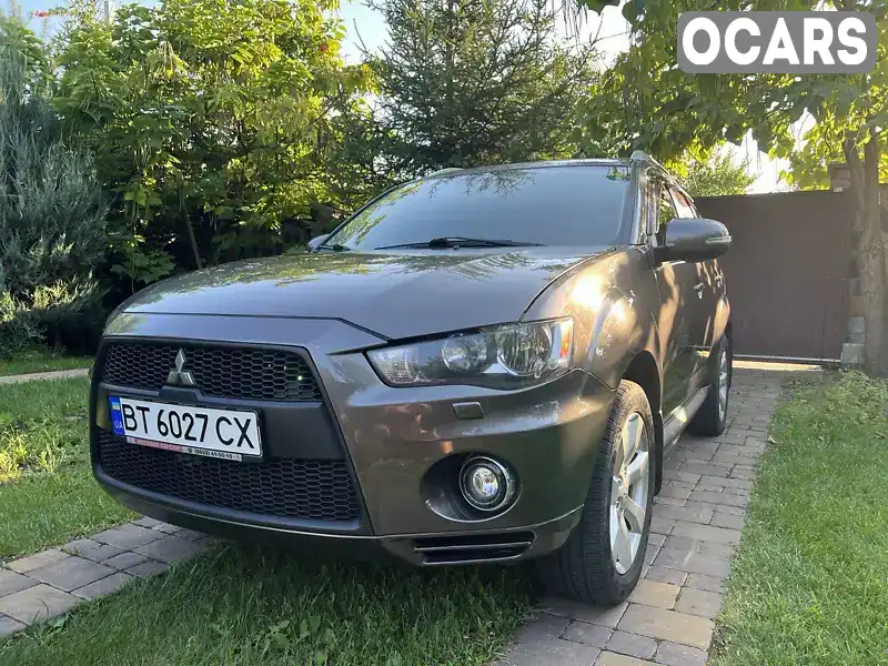 Позашляховик / Кросовер Mitsubishi Outlander XL 2010 2.36 л. Варіатор обл. Київська, location.city.kriukivshchyna - Фото 1/12