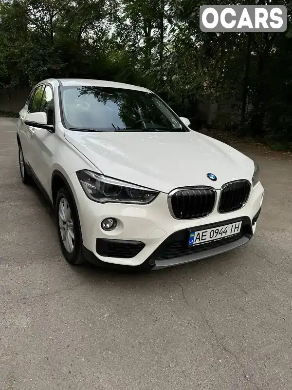 WBAJG11050ED50893 BMW X1 2017 Позашляховик / Кросовер 1.5 л. Фото 1