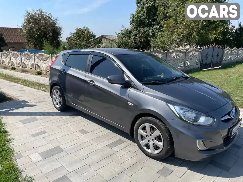 Хетчбек Hyundai Accent 2012 1.4 л. Ручна / Механіка обл. Волинська, Нововолинськ - Фото 1/12