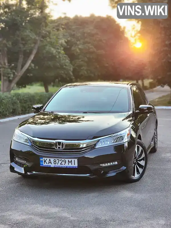 Седан Honda Accord 2017 2 л. Вариатор обл. Киевская, Киев - Фото 1/21