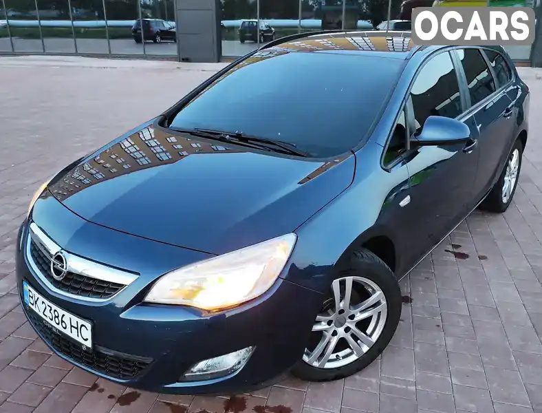 Універсал Opel Astra 2011 2 л. Ручна / Механіка обл. Рівненська, Сарни - Фото 1/21